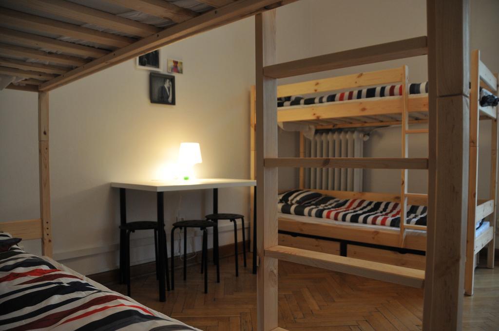 Warsaw Center Hostel Room photo