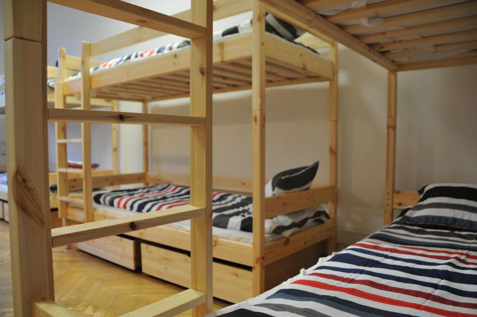 Warsaw Center Hostel Exterior photo